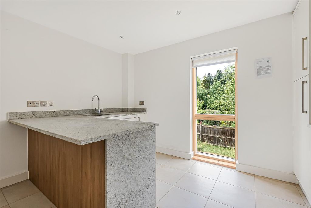 Additional image 8 of 3 bed flat for saleLexington House, Long Road, Cambridge CB2