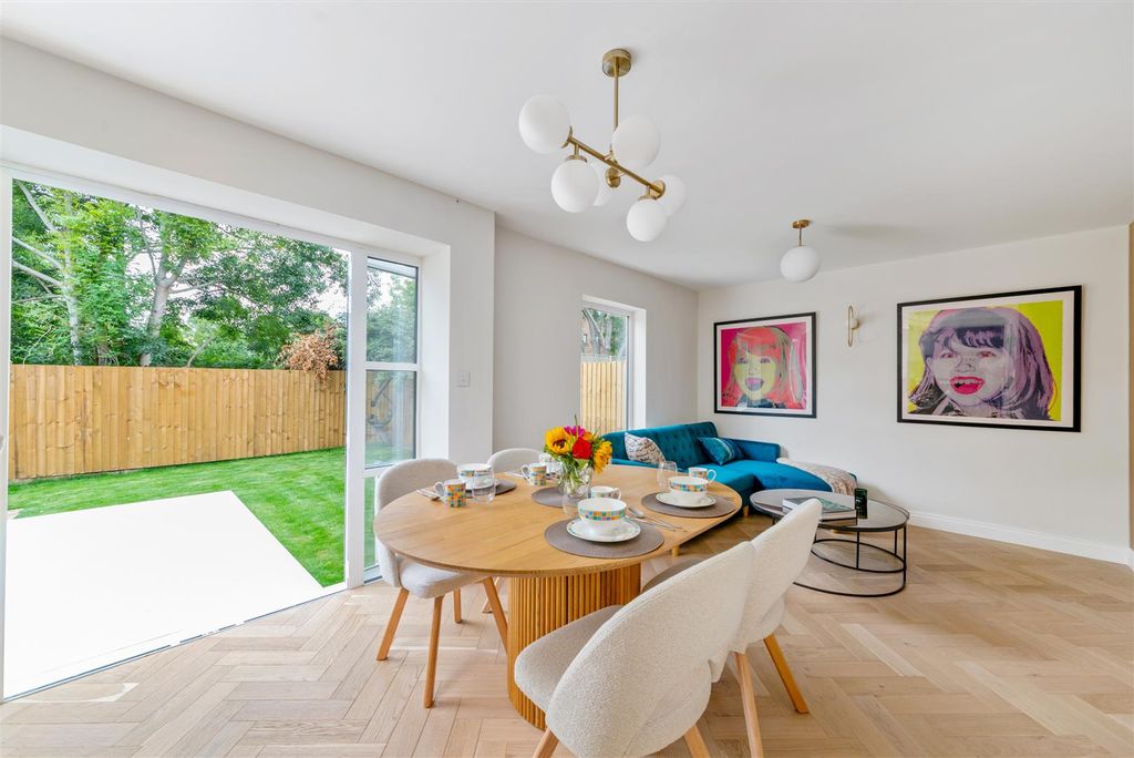 Property photo 3 of 15 Dining