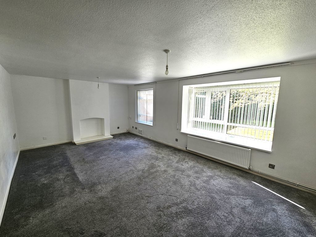 Property photo 2 of 12 Photo 24