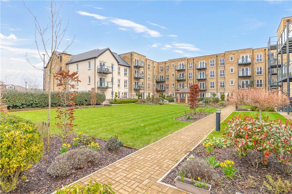 Property photo 1 of 15 The Spindles