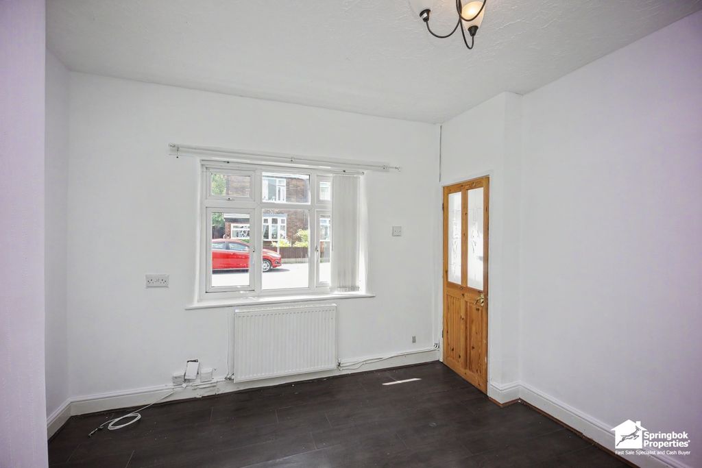 Property photo 3 of 14 Image 2