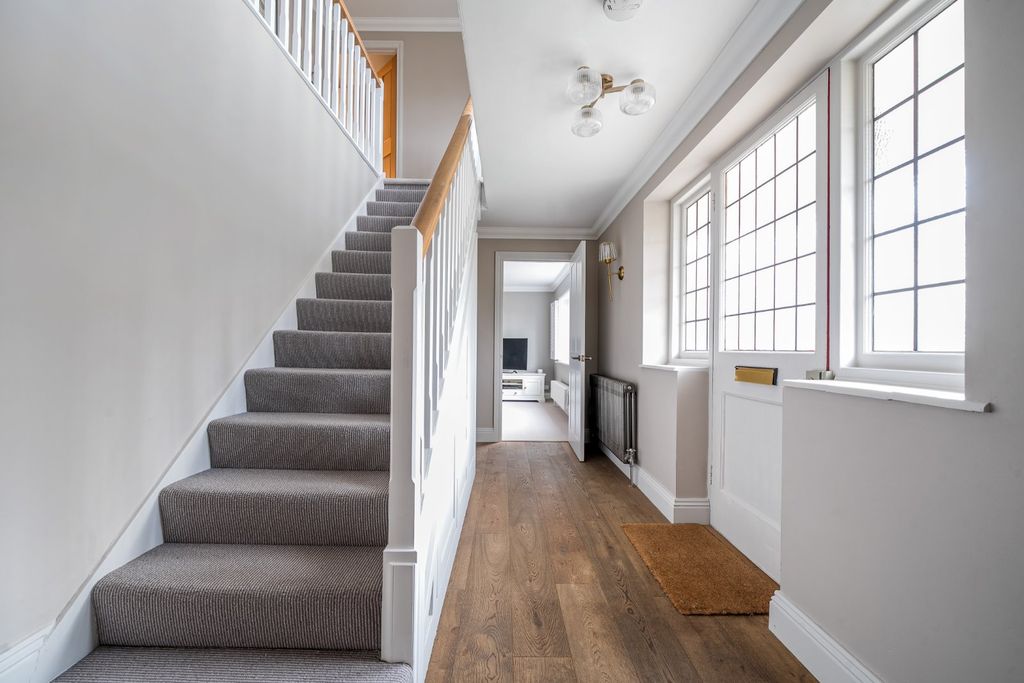 Property photo 3 of 19 Picture No. 52