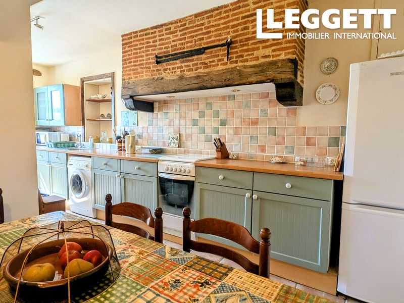 Property photo 3 of 10