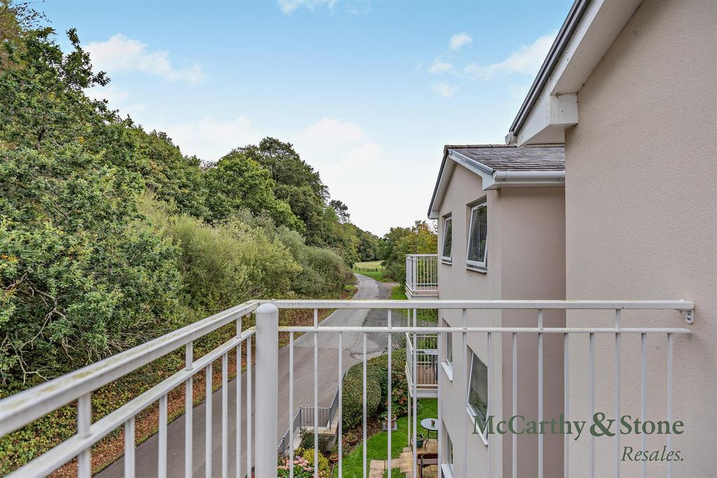 Property photo 2 of 19 Balcony