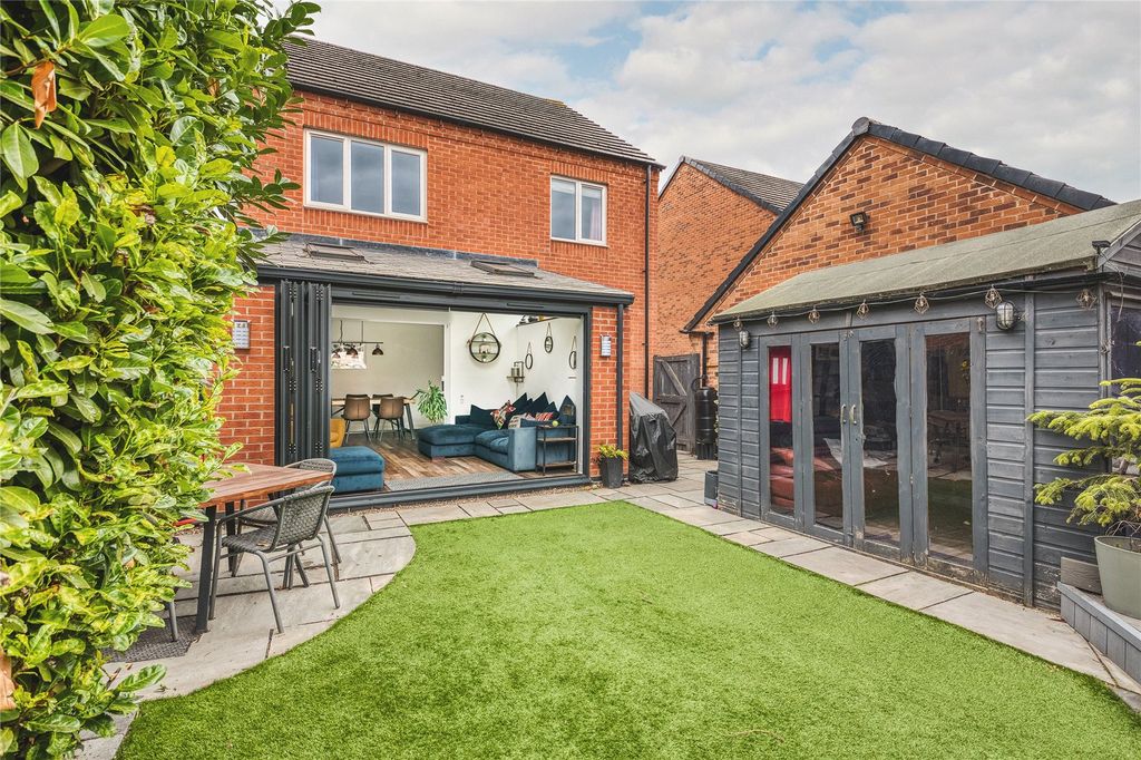 Property photo 2 of 24 Picture No. 09