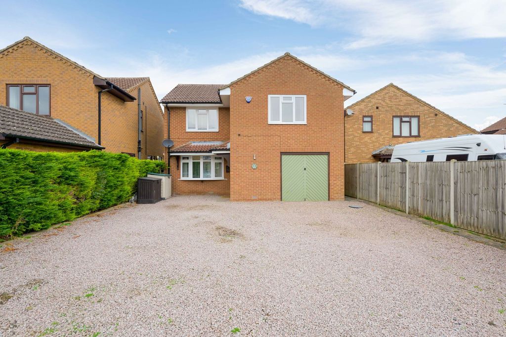 Property photo 1 of 29