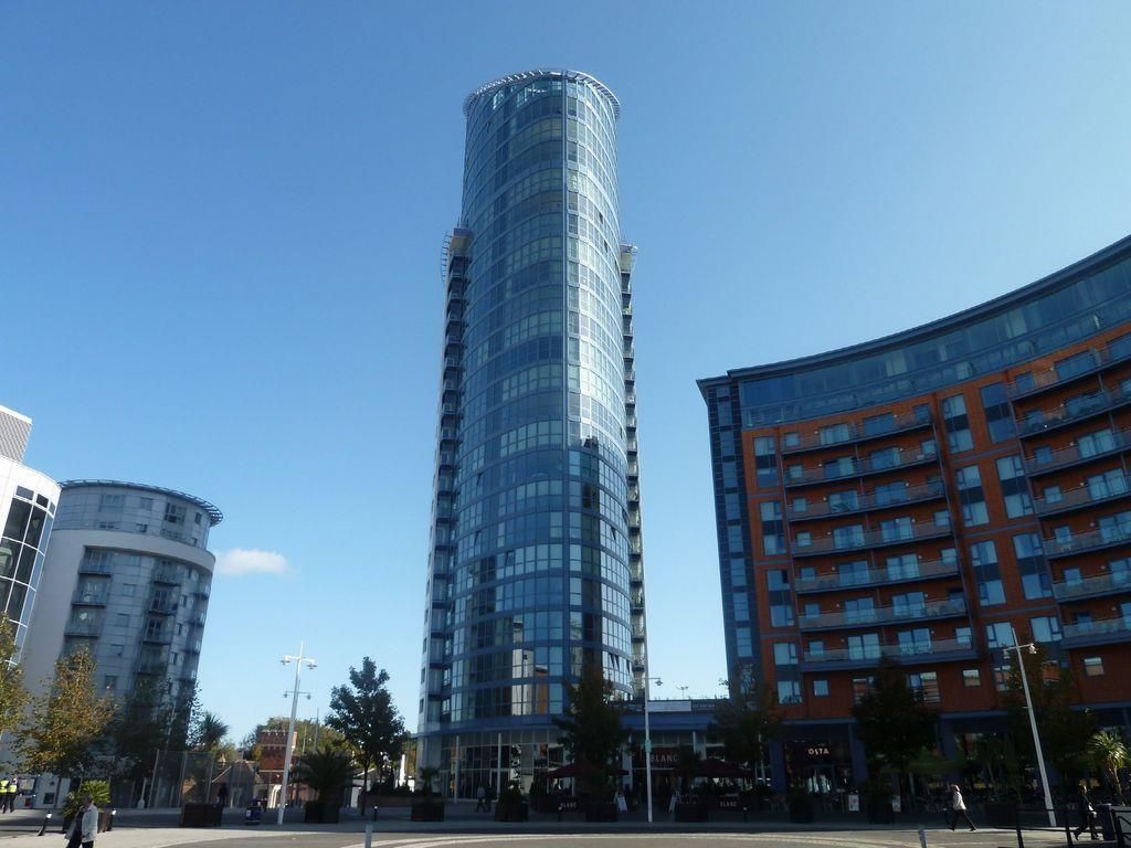 Property photo 1 of 12 No1_Gunwharf_Quays