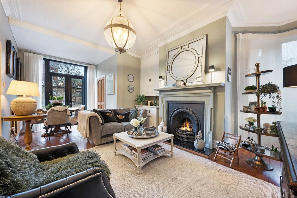 Property photo 3 of 35 32 Cyprus Street Hdr-21.Jpg