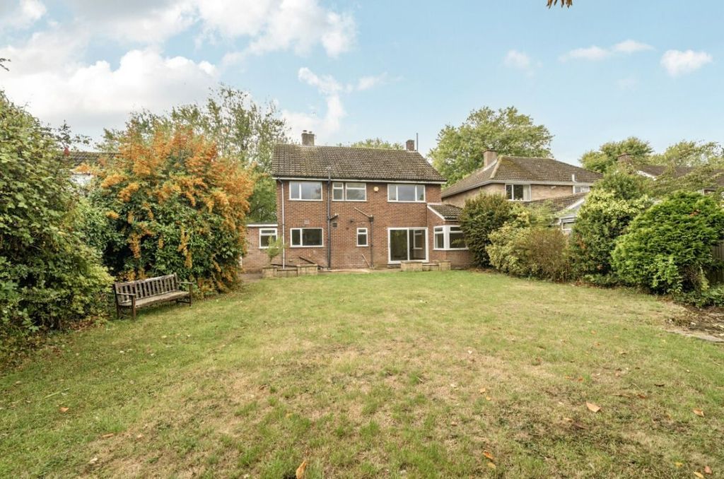 Property photo 3 of 21