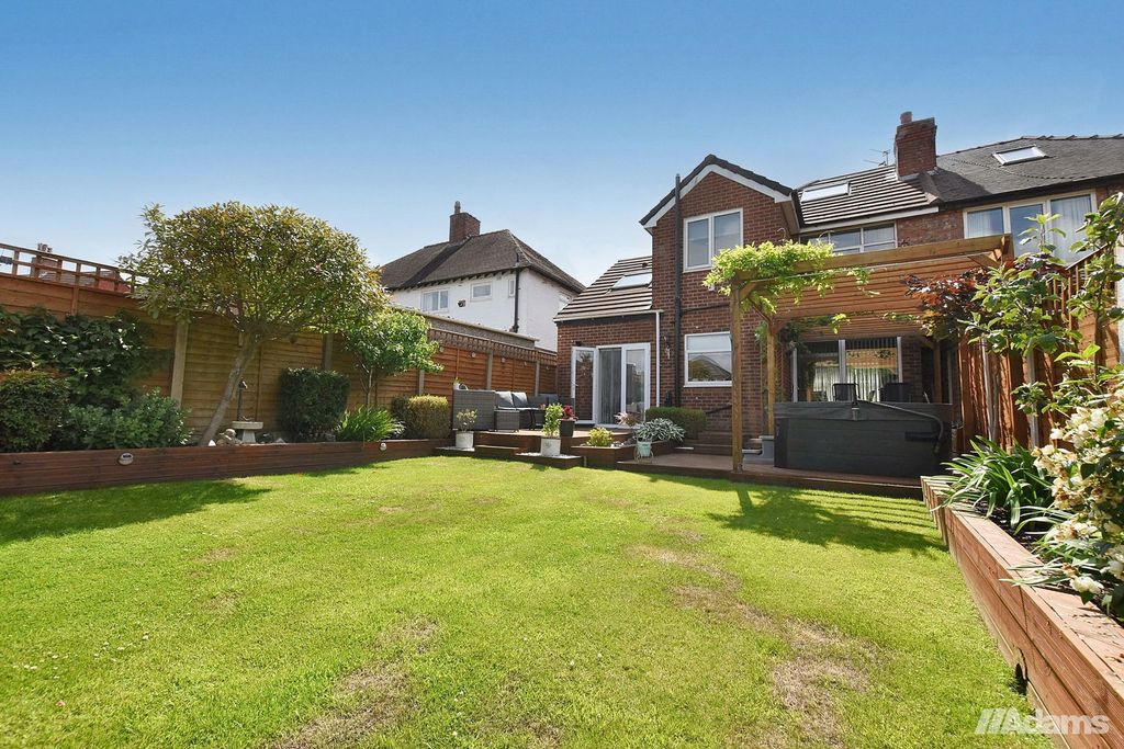 Property photo 1 of 27