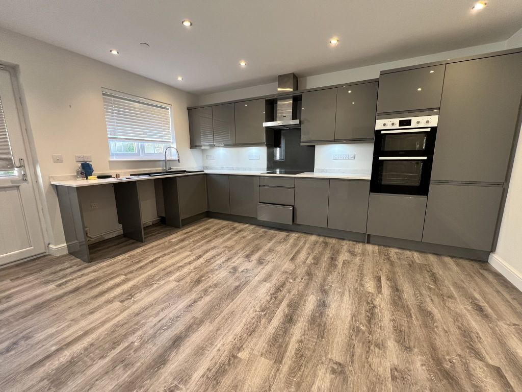 Property photo 3 of 11 Img_4241