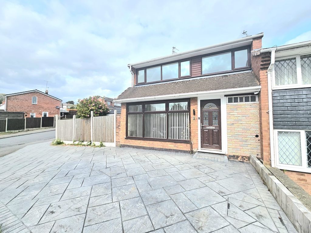 Property photo 1 of 21