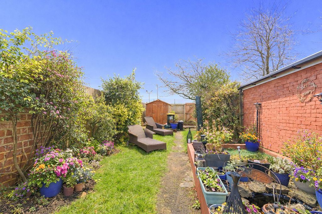 Property photo 3 of 24