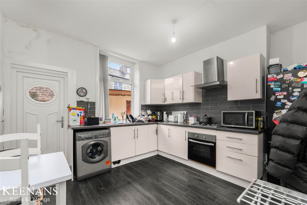 Property photo 2 of 12 2.Jpg