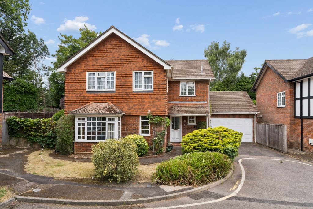 Property photo 1 of 9