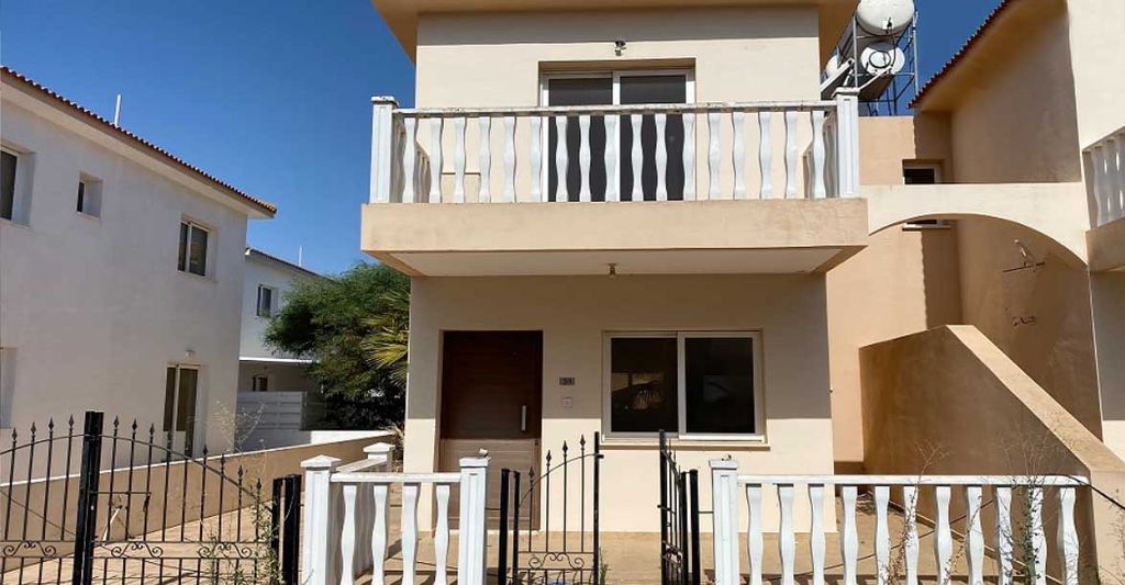 Property photo 1 of 1