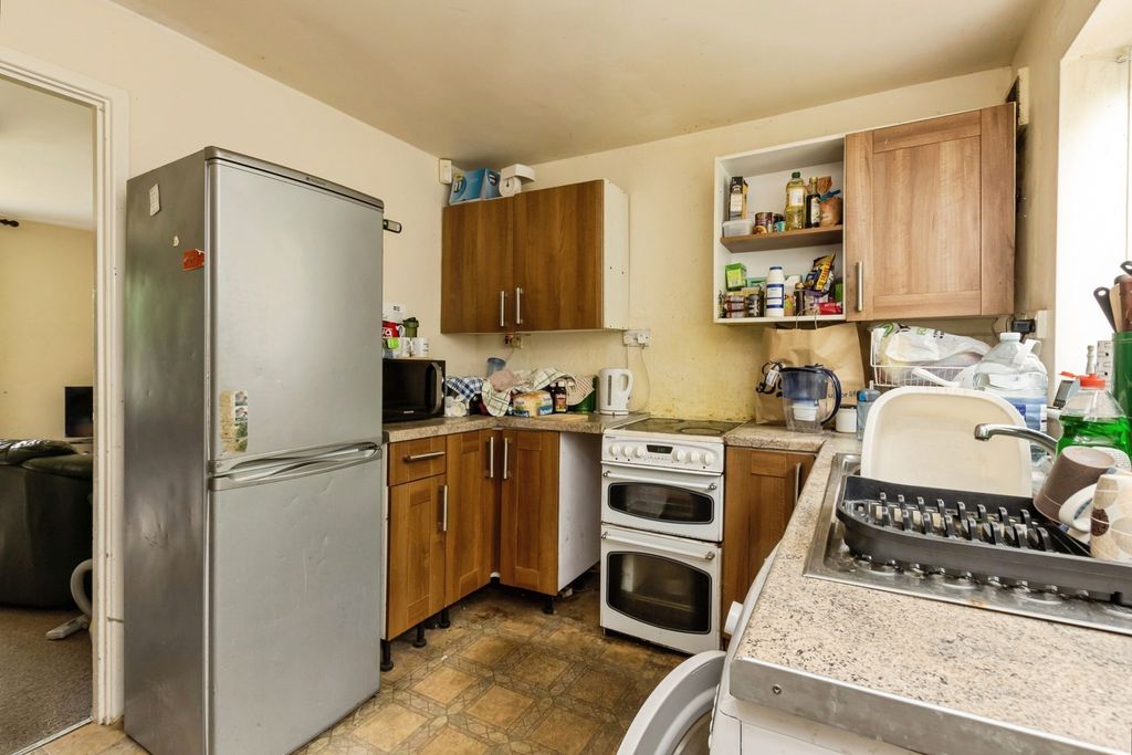 Property photo 2 of 13 Photo