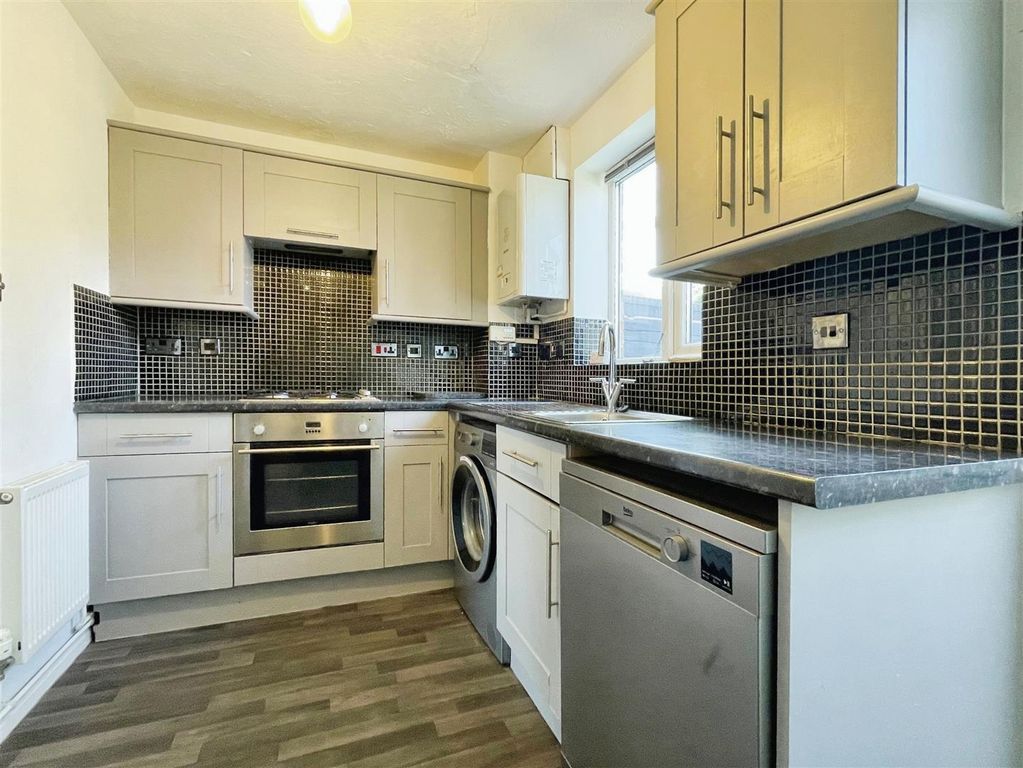 Property photo 3 of 8 50c8Adaf-Img_1381.Jpg
