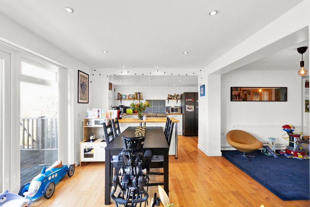 Additional image 7 of 4 bed detached house for saleCourtway, Stroud, Gloucestershire GL5