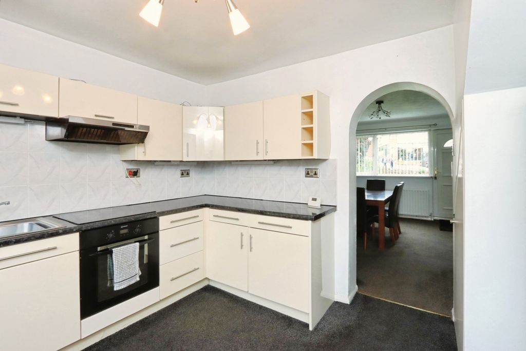 Property photo 3 of 20 Pbox-Img.Jpg