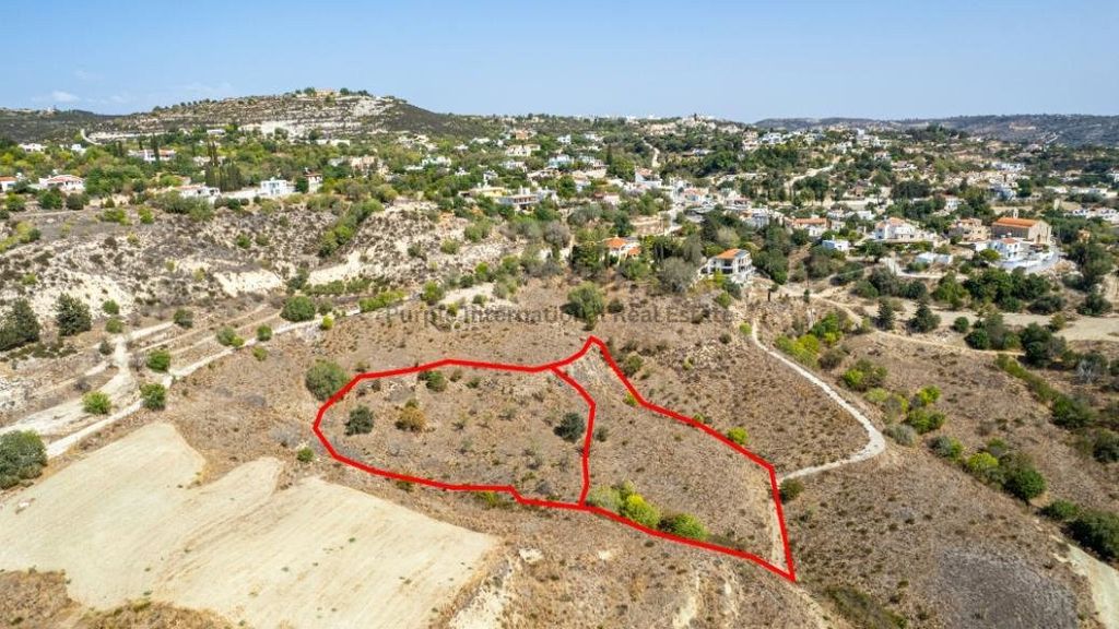 Property photo 1 of 4