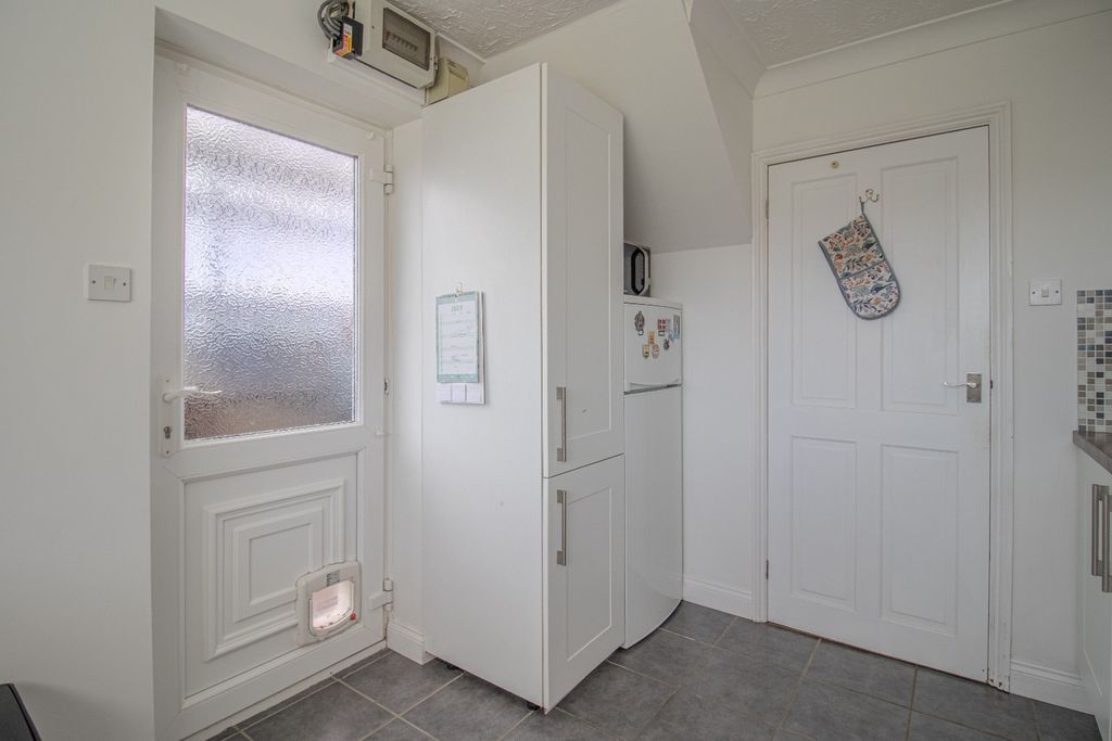 Property photo 3 of 19 5297014
