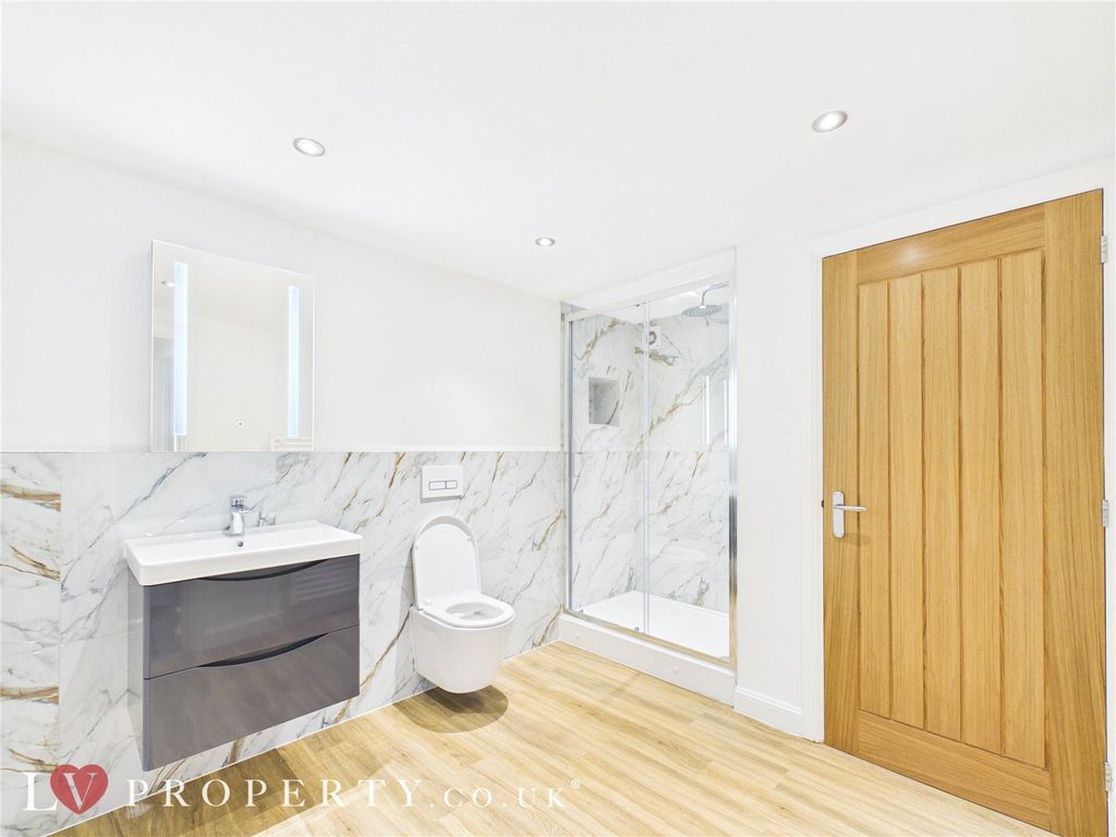 Property photo 3 of 14 Picture No. 09