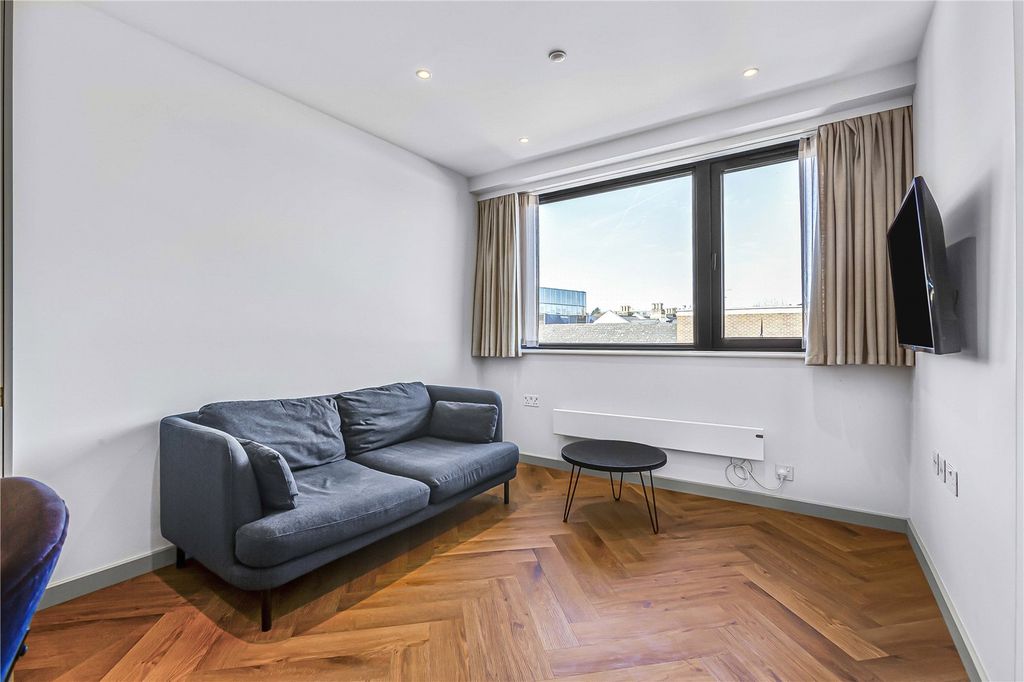 Property photo 2 of 13 Reception Room