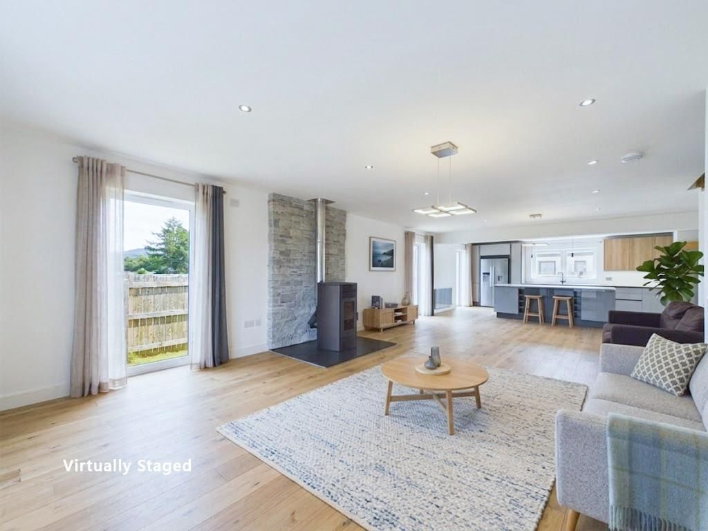 Property photo 2 of 32 Kitchen / Dining / Sitting Room