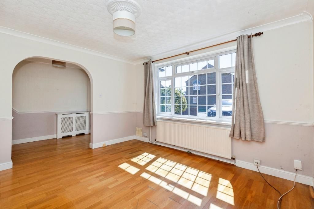 Property photo 3 of 19 Reception