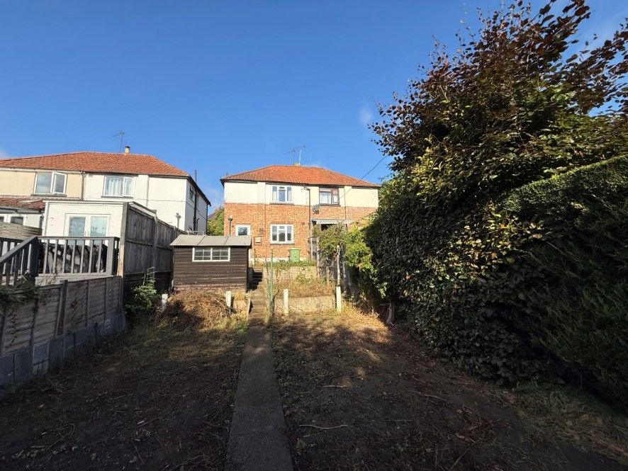 Property photo 2 of 11