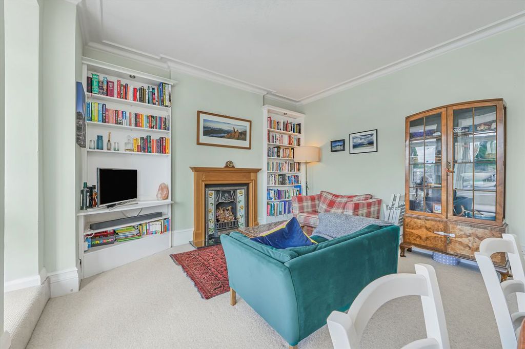 Property photo 2 of 7