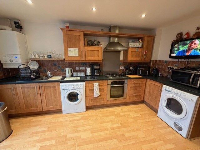 Property photo 2 of 14 Image