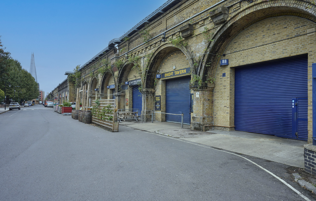 Property photo 1 of 3