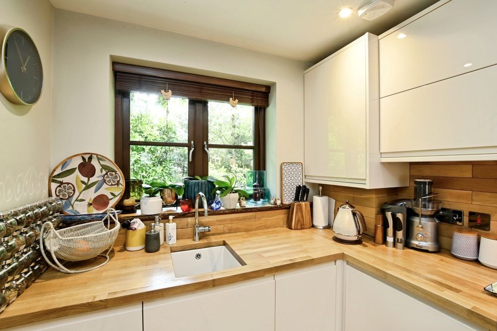 Additional image 24 of 1 bed end terrace house for saleHampers Green, Petworth, West Sussex GU28