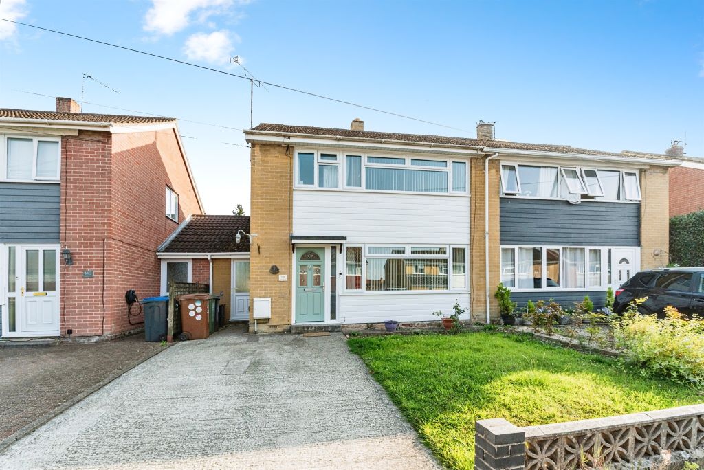 Property photo 1 of 17