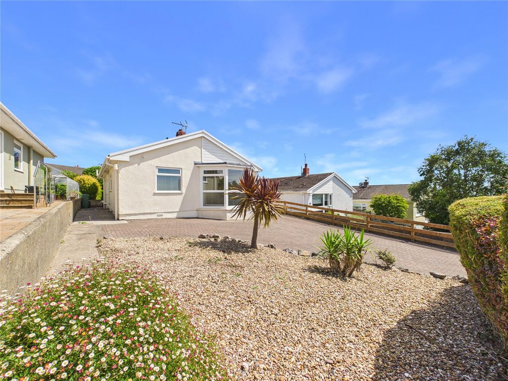 Property photo 2 of 16 Picture No. 18