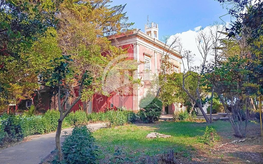 Property photo 3 of 33