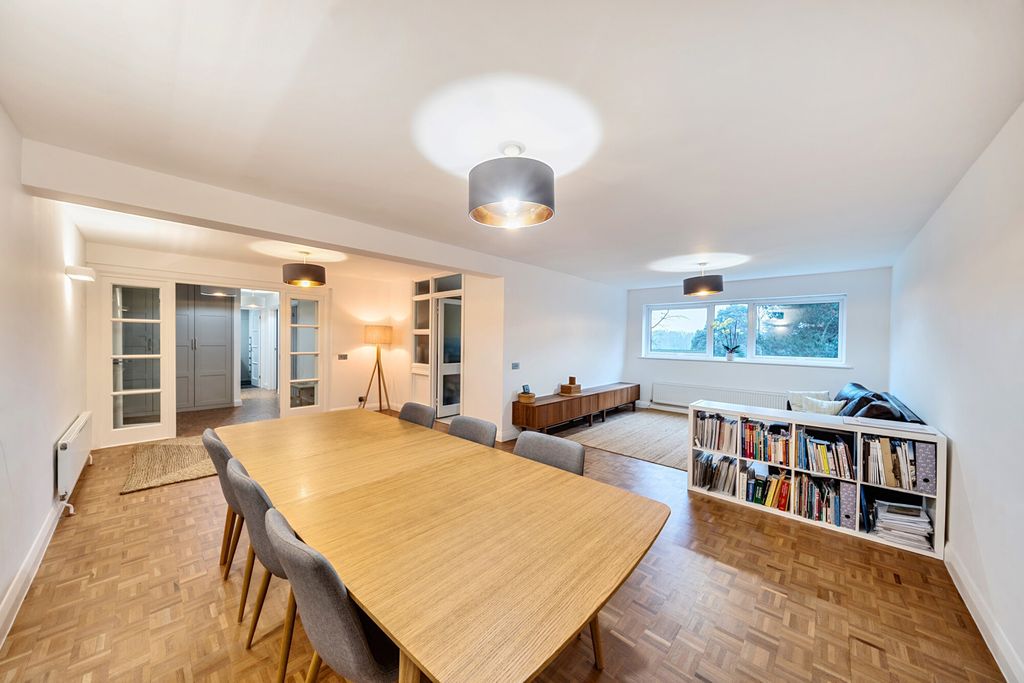 Property photo 2 of 22 1393142-13-6943d7...