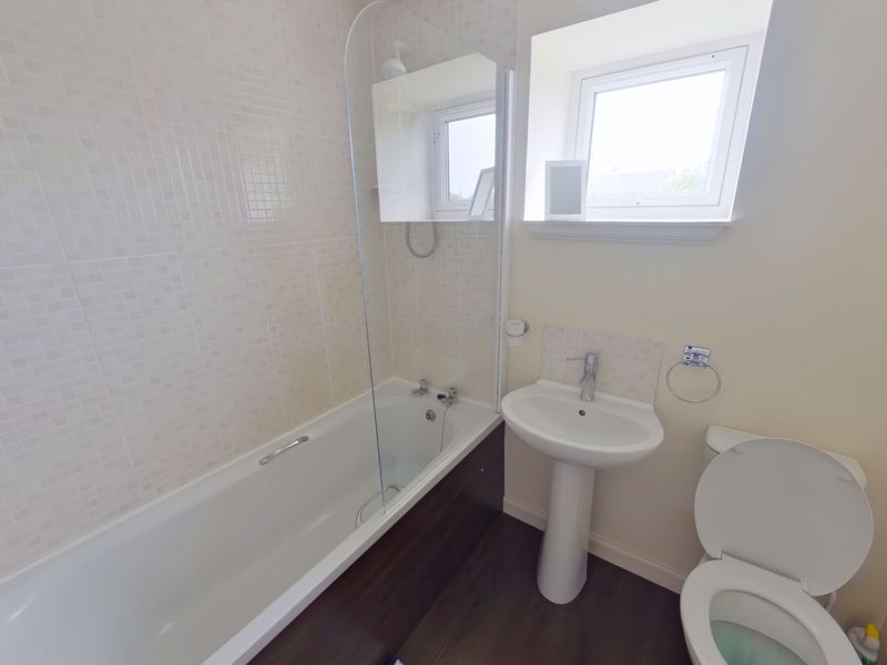 Property photo 3 of 10 Photo 1