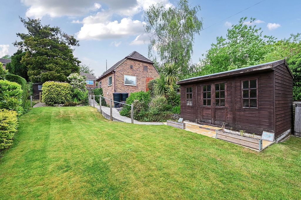 Property photo 3 of 21