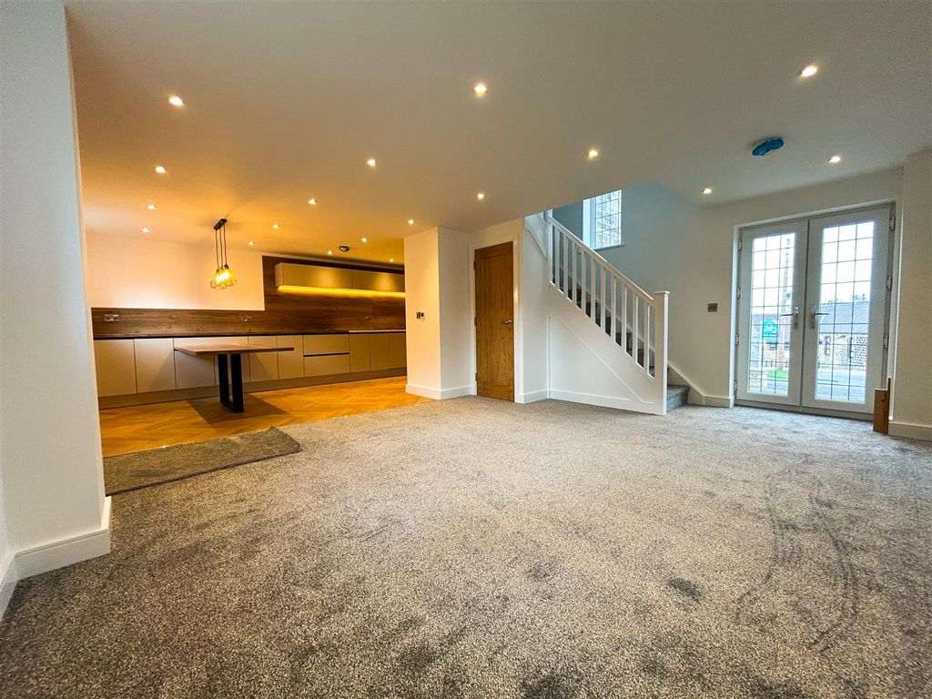 Property photo 2 of 20 Image00009.Jpg