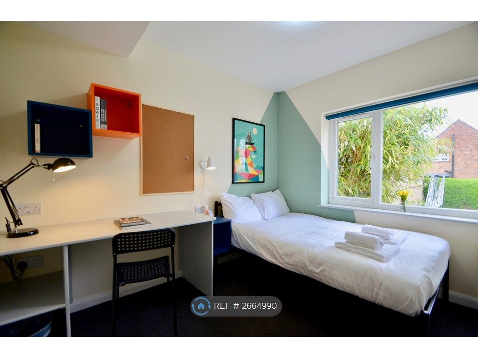 Property photo 2 of 15 Bedroom 2