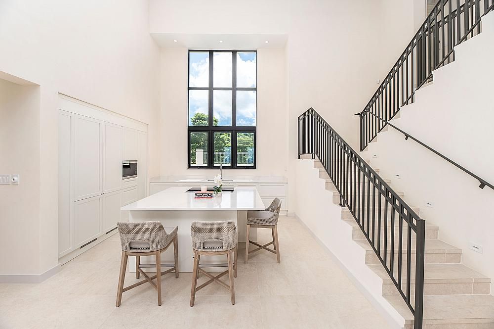 Property photo 3 of 11 Villa Birdsong