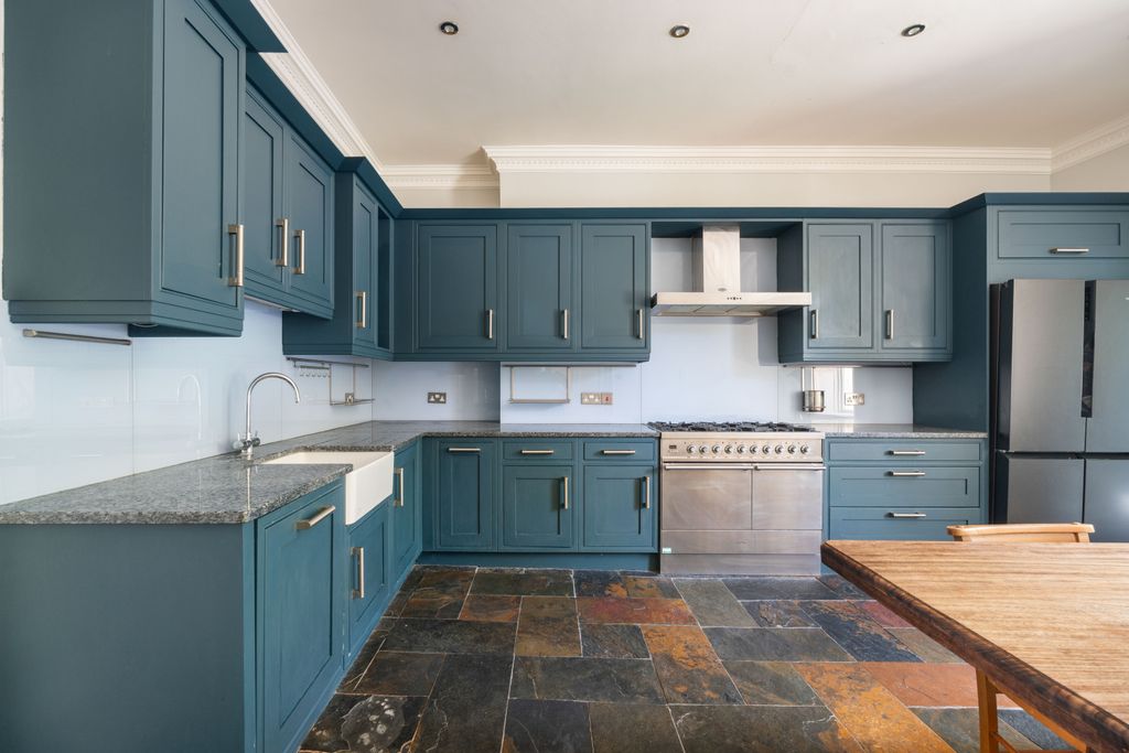 Additional image 7 of 3 bed flat for saleGreat Pulteney Street, Bath BA2