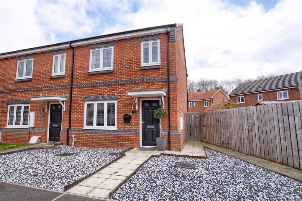 Property photo 1 of 13 Cb1.Jpg