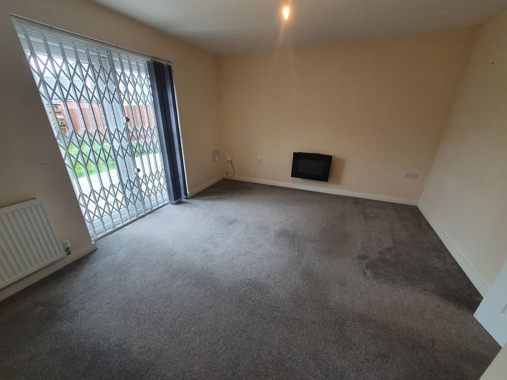 Property photo 3 of 9 Living Room