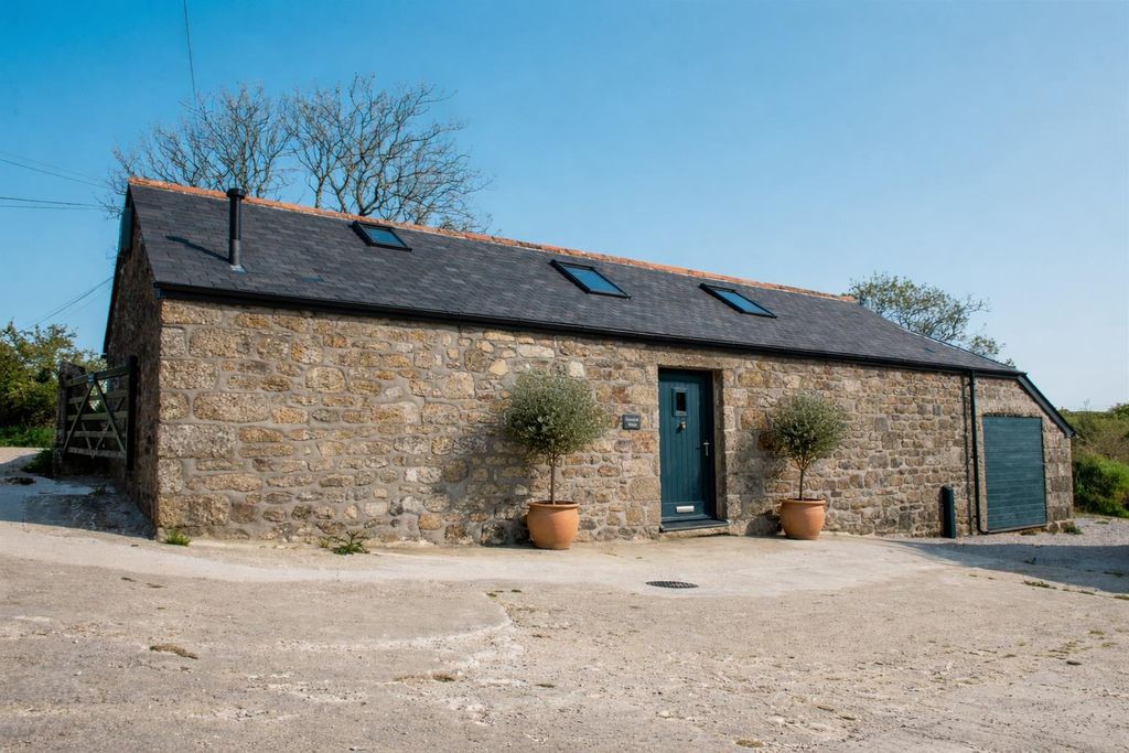 Property photo 1 of 34 Bluebell Main.Jpg