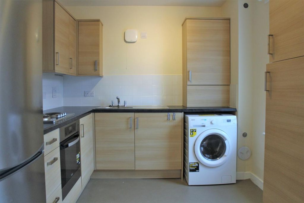 Property photo 2 of 9