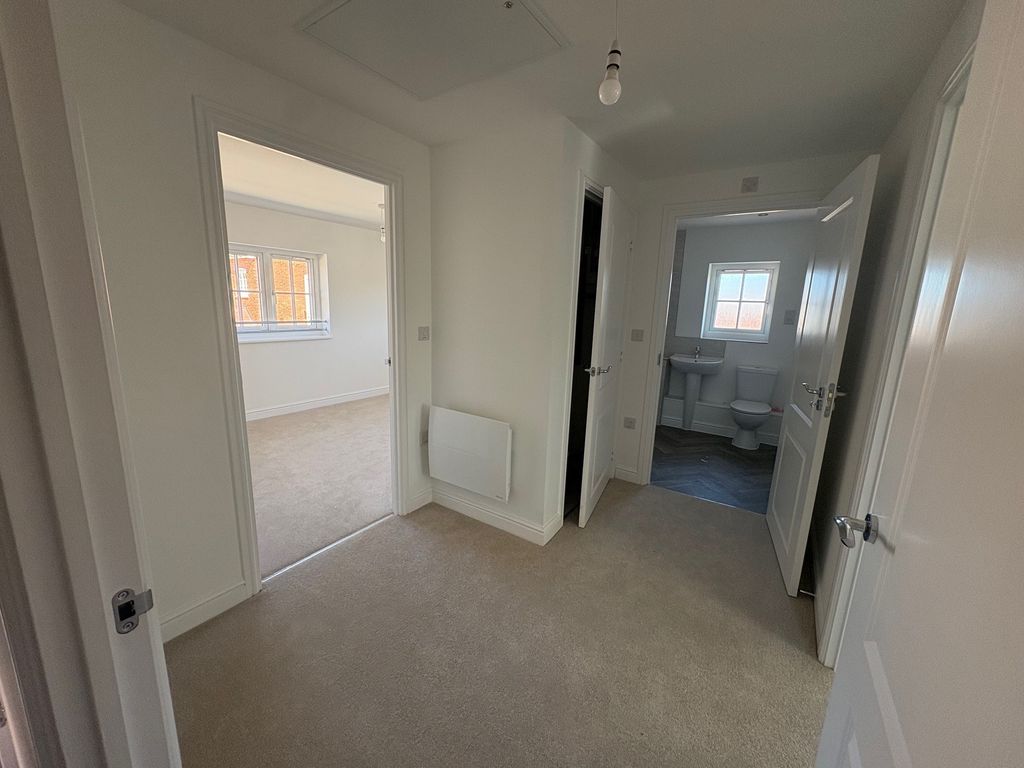 Property photo 3 of 8 2